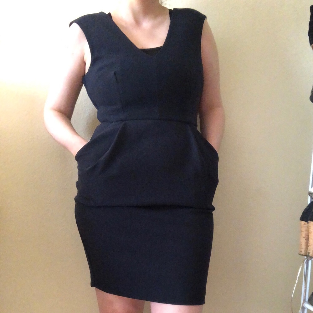 Ava & Aiden navy v neck dress
